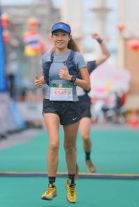 BIB: 5561, 1000
                            <button type="button" onclick="openModal(21760958)" class="btn btn-primary btn-sm float-right btn-popup" data-toggle="modal" data-target=".modal-high-quality">
                        <i class="fas fa-shopping-cart"></i> Add to Cart
                    </button>
                                            <button type="button" onclick="isThisMe(21760958, true)" class="btn btn-success btn-sm float-right btn-popup btn-isme hidden" data-toggle="tooltip" data-placement="bottom" title="นี่คือรูปของคุณใช่ไหม คลิกที่นี่เพื่อเอาเข้าอัลบั้ม">
                        <i class="fas fa-plus"></i> Add to album
                    </button>
                    <button type="button" onclick="isThisMe(21760958, false)" class="btn btn-warning btn-sm float-right btn-popup btn-isnotme hidden">
                        <i class="fas fa-ban"></i> Remove from album
                    </button>